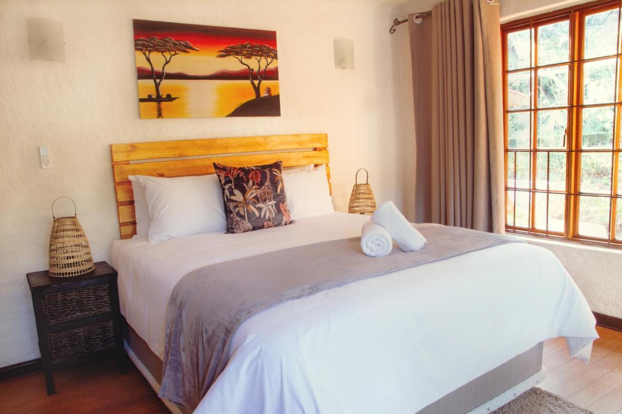Libra Lodge Sandton Bagian luar foto